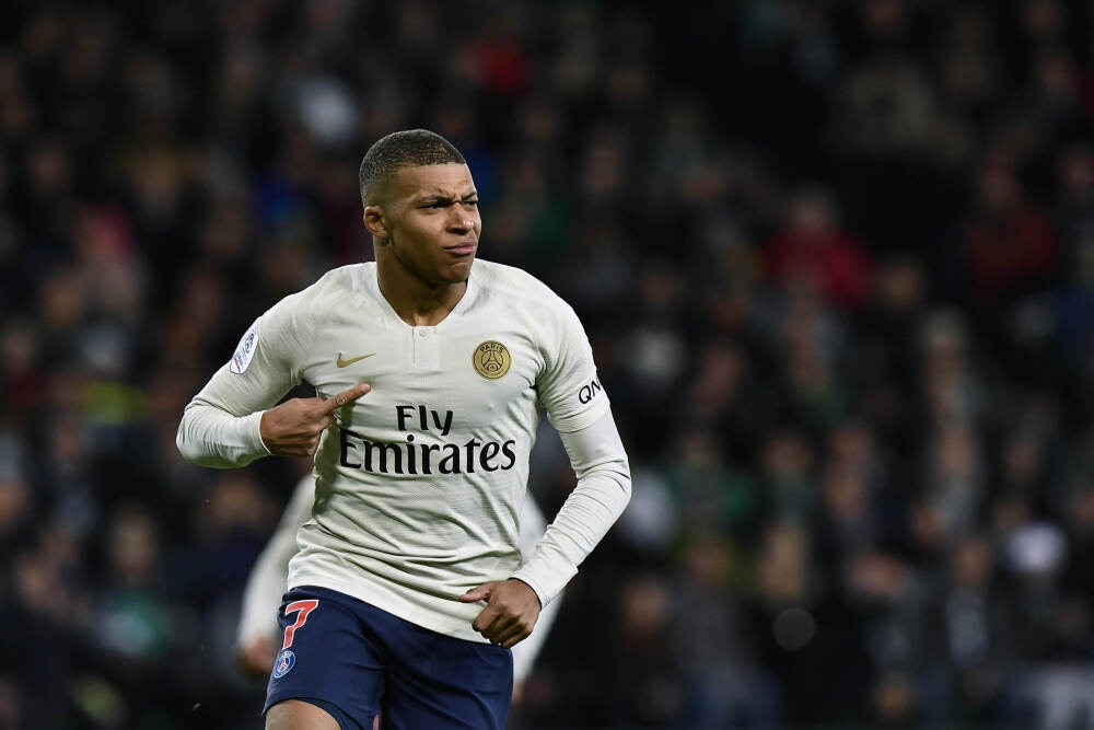 亲测有效! 5个AI工具让工作效率飙升50%, 职场人直接抄作业